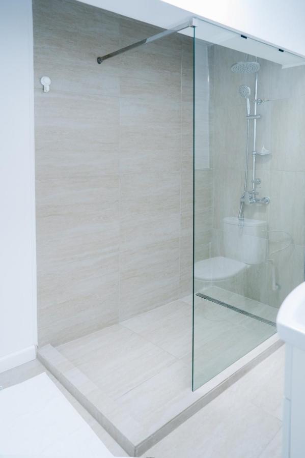 Mavie Apartment Boutique Bucureşti Ngoại thất bức ảnh